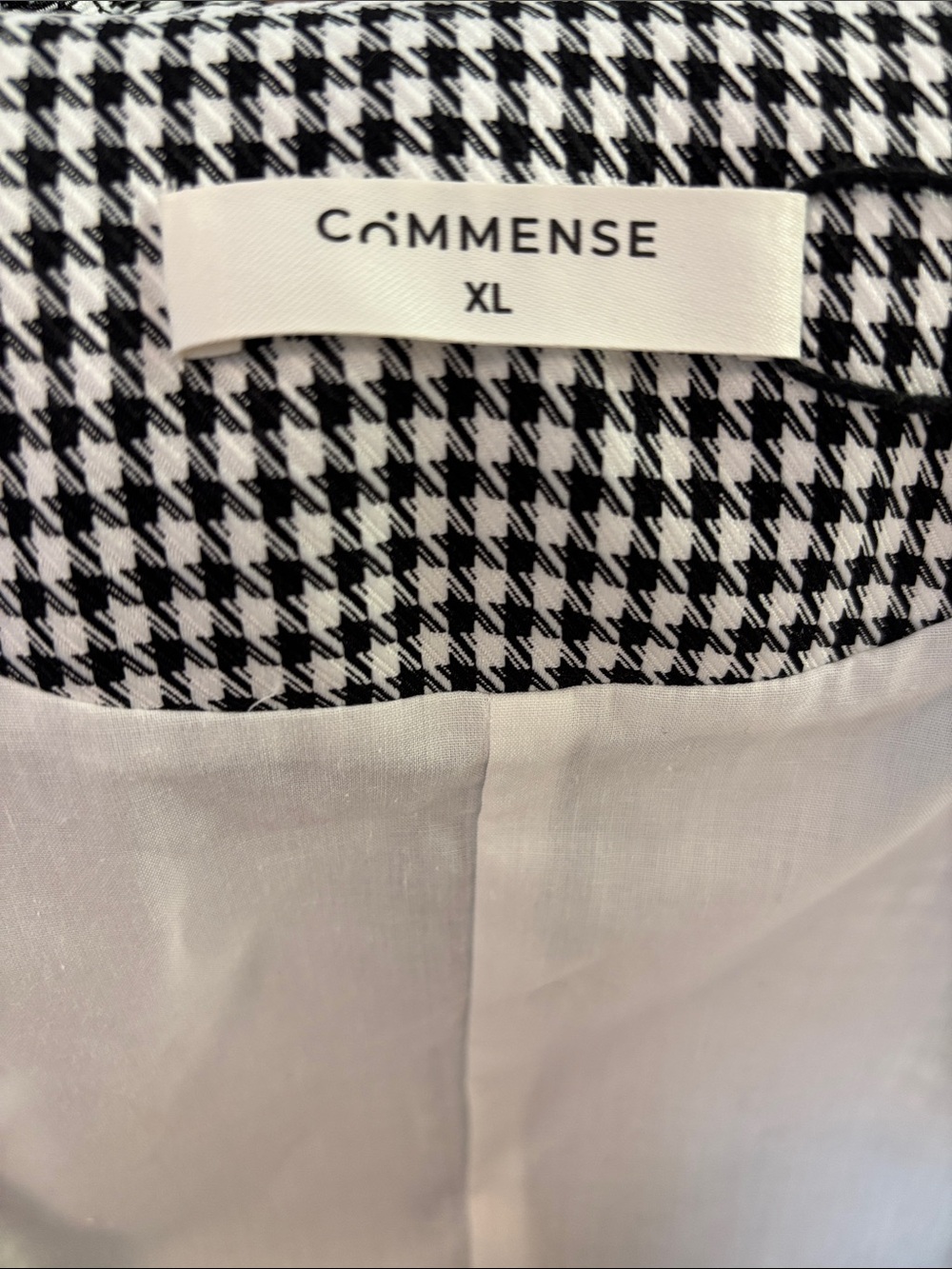 Commense XL Sleeveless Houndstooth Button Front Belted Vest - Black & White - Picture 4 of 4